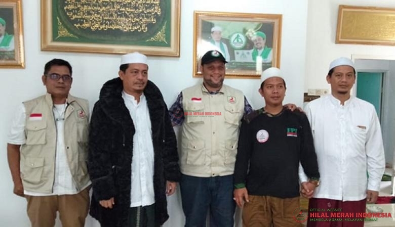 DPP HILMI-FPI bersama dengan Imam Banten, Buya Qurthubi dan Ketua DPD FPI Banten, KH. Fakhrurrozi, serta calon Ketua HILMI Banten, Ustad Hambali