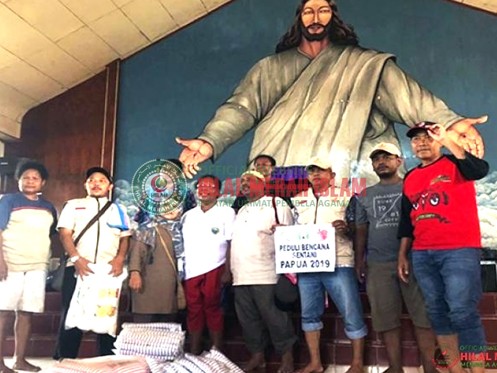 HILMI-FPI berhasil mendistribusikan bantuan logistik berupa selimut sebanyak 300 pcs, handuk 300 pcs serta beberapa paket sembako serta obat-obatan kepada korban banjir bandang di Sentani-Papua