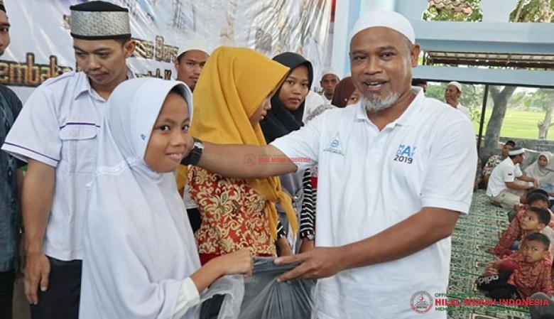 Aksi kepedulian bakti sosial terplikasi lewat bantuan berupa santunan bagi anak-anak Yatim, Pengobatan Gratis serta Pembagian Perlengkapan Sekolah.