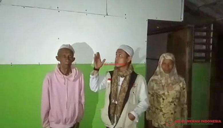 DPD HILMI-FPI NTB menyerahkan 6 unit Hunian Sementara kepada korban gempa yang terjadi pada Maret 2019 lalu.