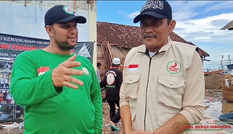 Ketua DPC HILMI-FPI, Cang Hasanudin menceritakan detik-detik tsunami menghantam Desa Sumber Jaya, Sumur, Pandeglang-Banten