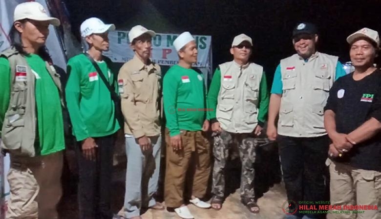 Evaluasi ini dihadiri oleh Ketua DPD HILMI-FPI Ustad Hambali, Sekretaris Posko, Arif, Ki Khaerul dan beberapa pengurus HILMI-FPI Banten
