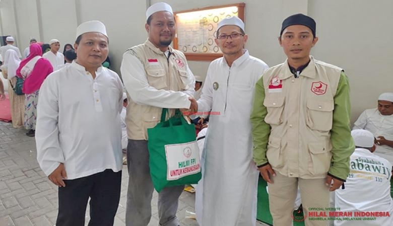 Penggalangan donasi korban bencana alam DPP HILMI-FPI di acara HAUL Al Habib Abdurrahman bin Ali Habsyi (Kwitang) ke-79 th