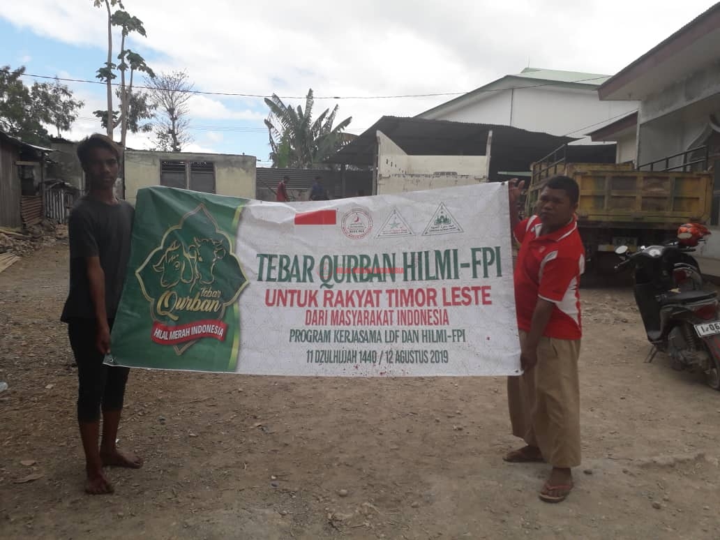 Warga Nasrani Timor Leste Dapat Jatah Daging Qurban dari HILMI & LDF