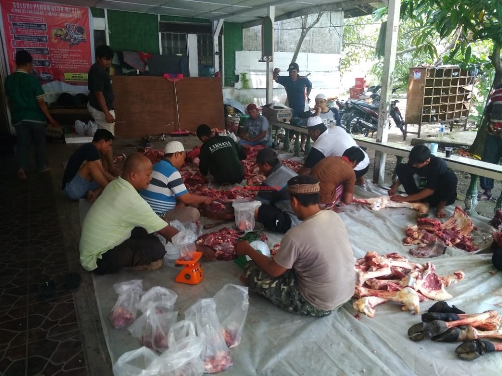 HILMI-FPI Sumut Bagikan 400 Paket Daging Qurban ke Faqir Miskin