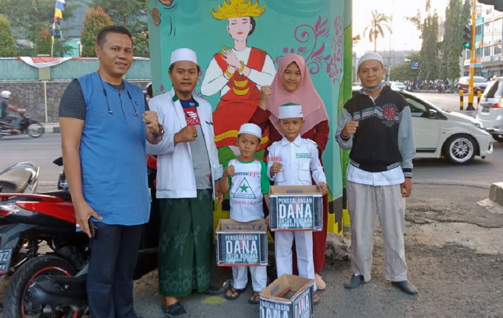 Laskar FPI Cilik Terjun Galang Dana untuk Korban Kebakaran Lampung