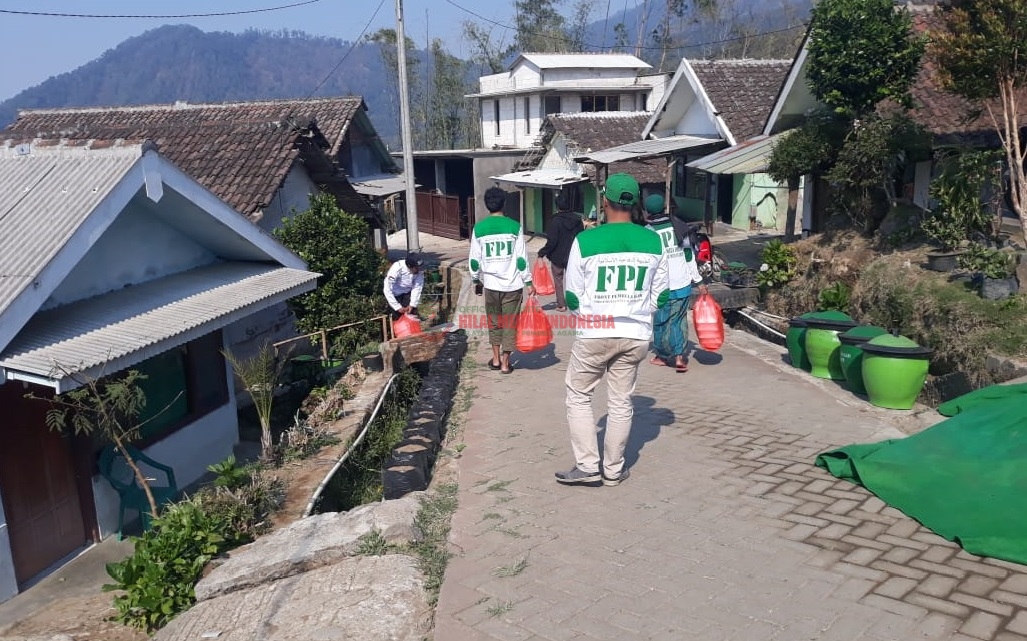 FPI Kota Malang Menyalurkan Bantuan Tahap II Untuk Musibah Kota Batu