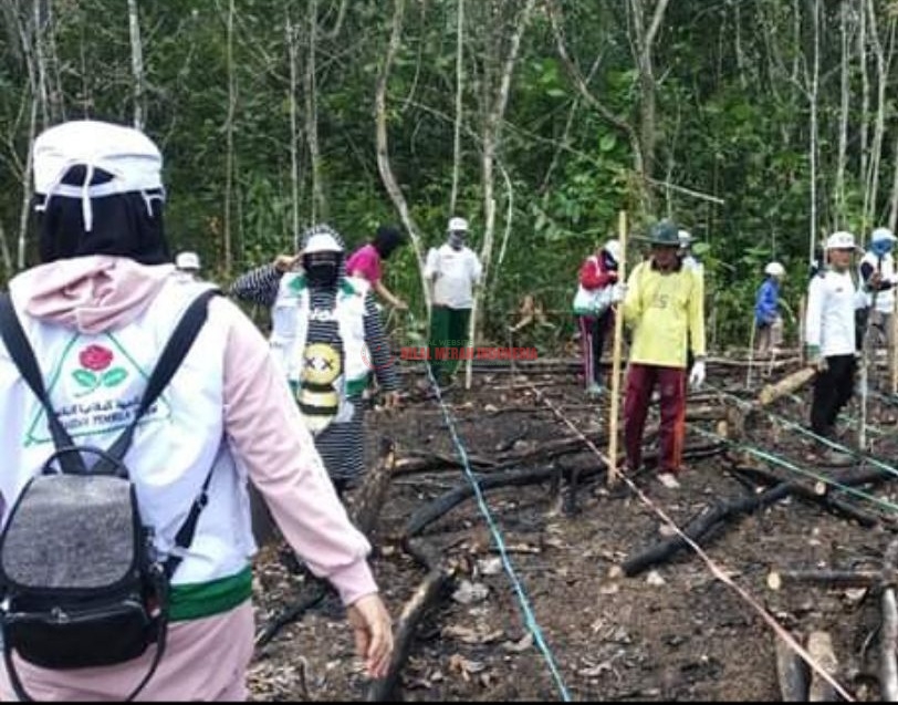 FPI Bantu Menggarap Perkebunan Untuk Meningkatkan Produksi Petani Lokal