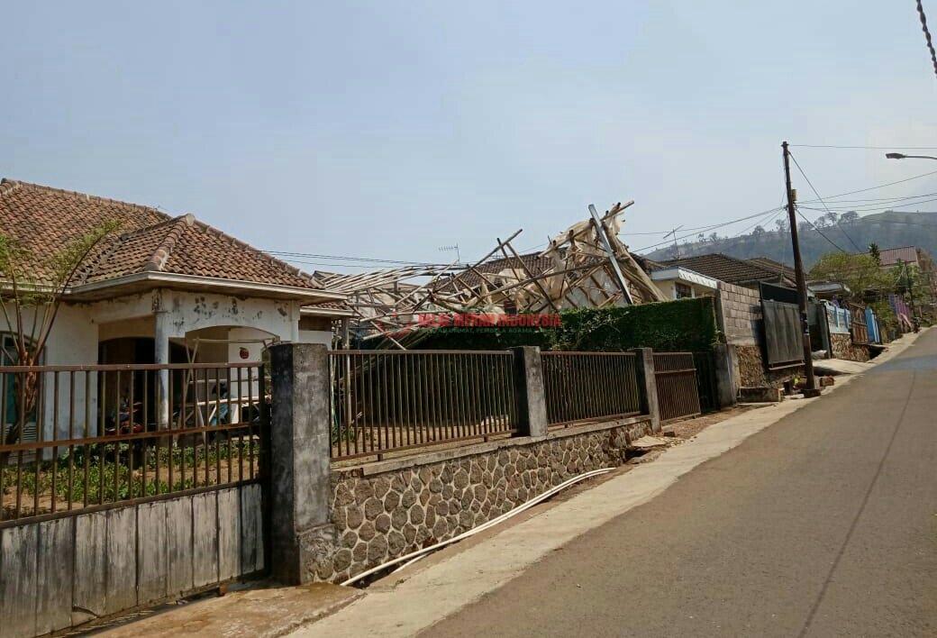 FPI Kota Malang Tuntaskan Bantuan Hingga Memulihkan Kampung Yang Hancur