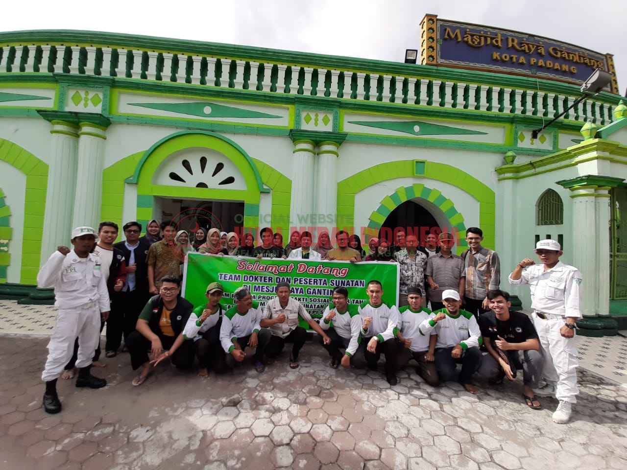 Sebanyak 30 Anak Tidak Mampu Dikhitan oleh HILMI-FPI SUMBAR