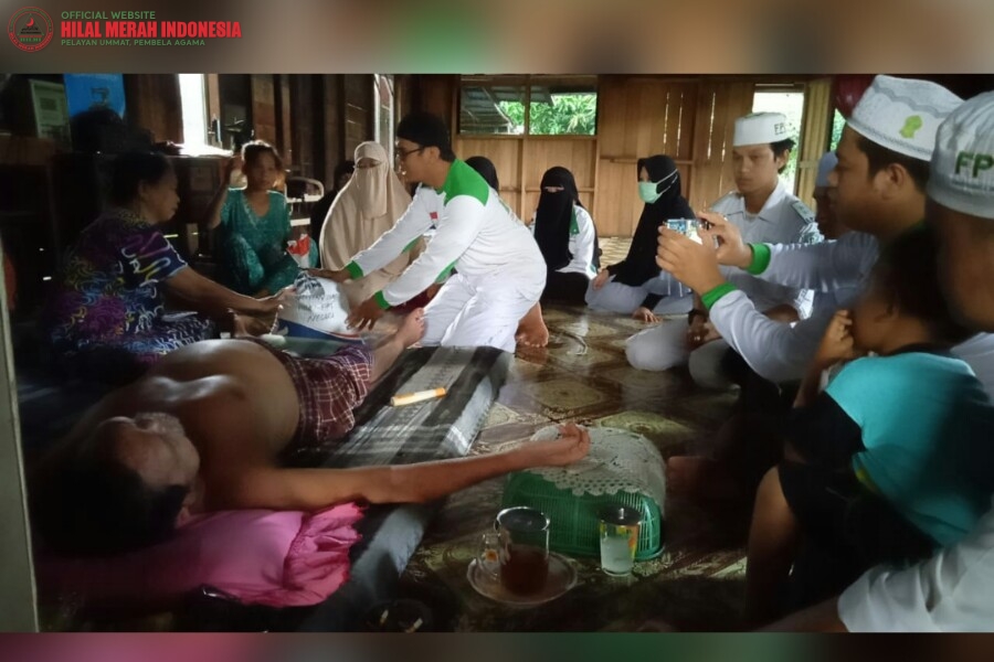 Perjalanan HILMI FPI Mengetuk Rumah-rumah Dhuafa