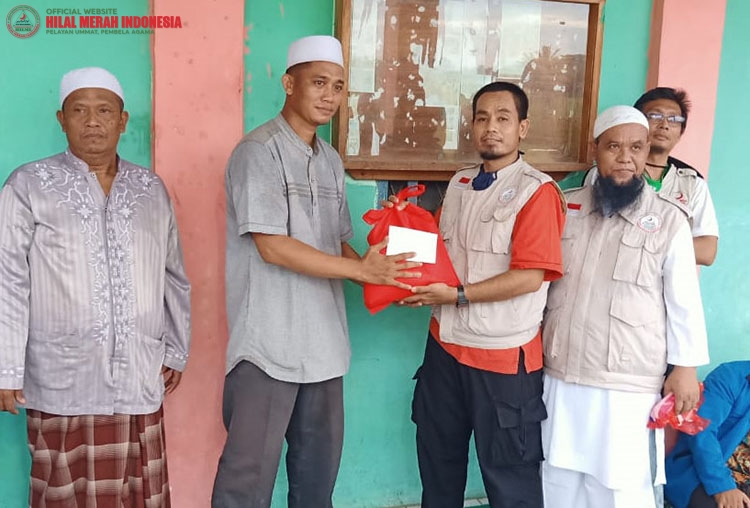 HILMI FPI Bekasi Berikan Santunan di Kabupaten dan Kota Bekasi