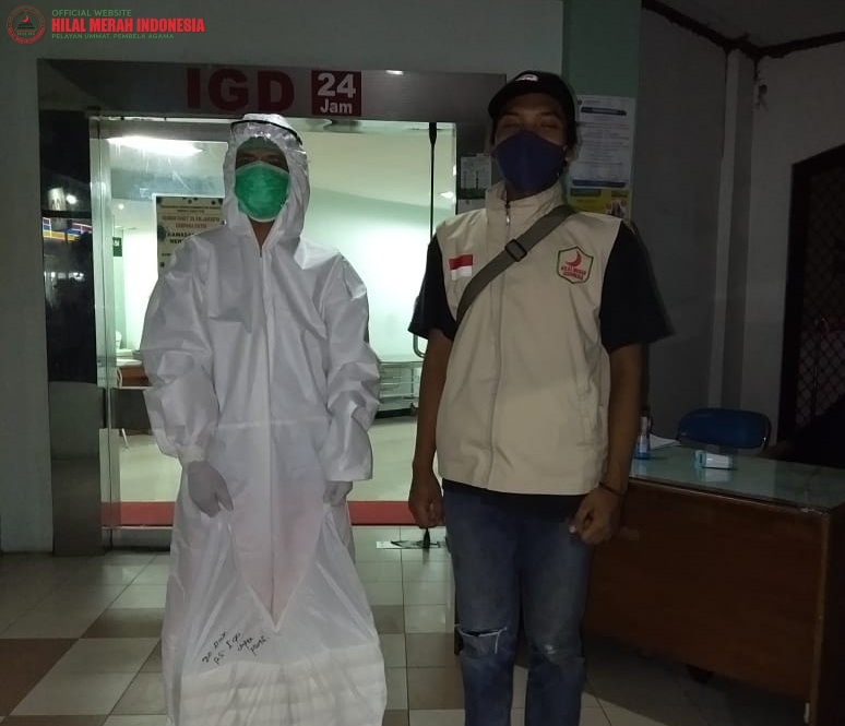 Dukung Tim Medis Lawan COVID-19 Selama Ramadhan, Dapur Ummat HILMI FPI Telah Salurkan 5219 Paket Nasi Untuk Sahur