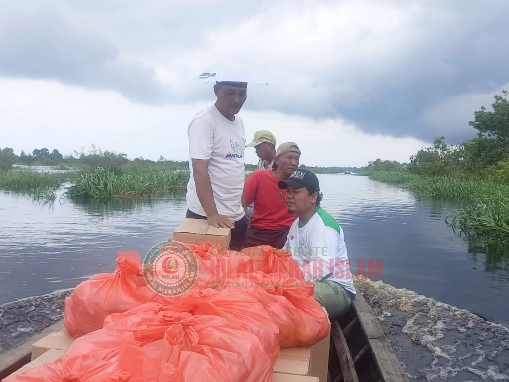HILMI FPI Riau Buka Dapur Umum Untuk Warga Terdampak Banjir