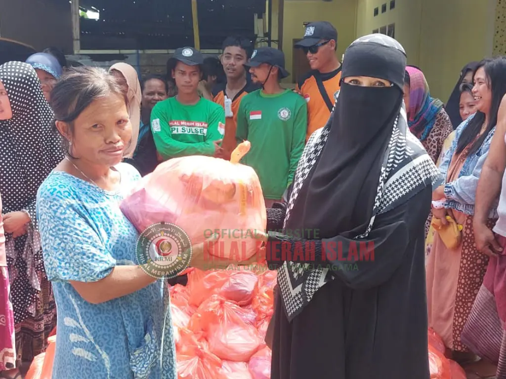 HILMI PRI FPI dan MPI Salurkan Bantuan Logistik Untuk Keluarga Terdampak Banjir Bandang Gorontalo