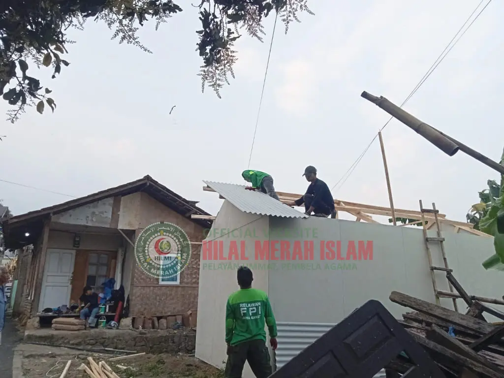 HILMI-PRI FPI Bangunkan Kembali Rumah Untuk Korban Gempa Cianjur