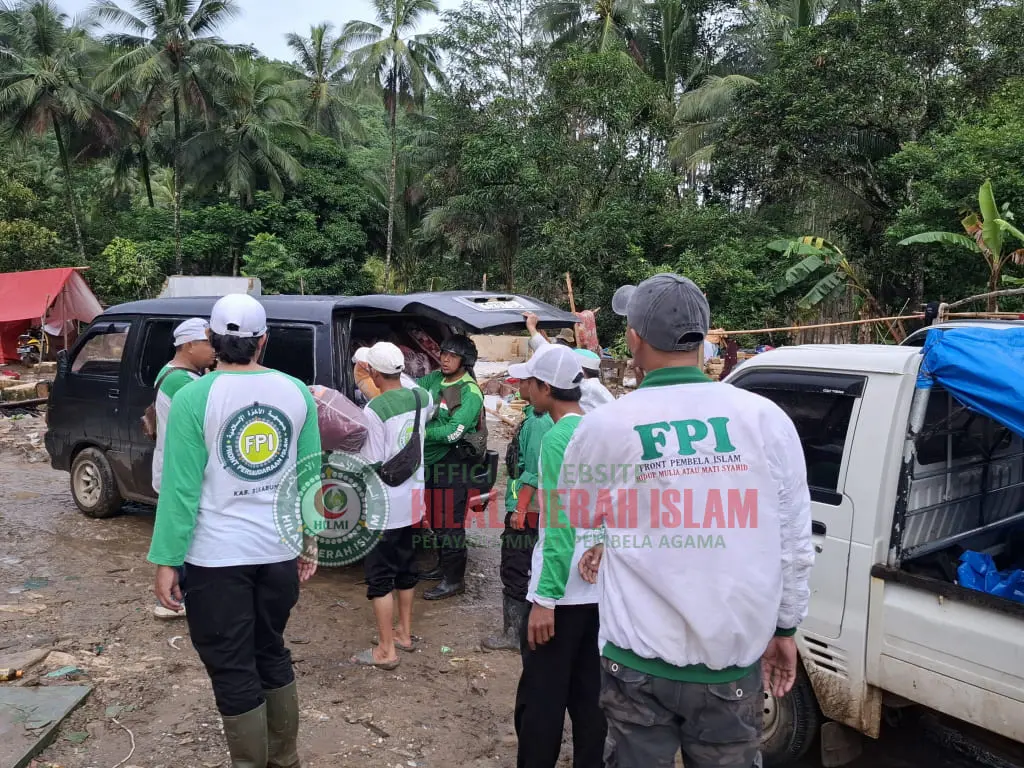 FPI Kab. Sukabumi Kirimkan Berbagai Kebutuhan Mendesak