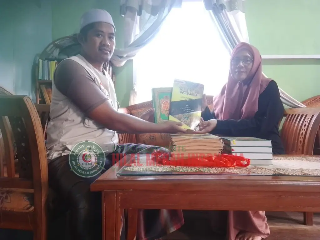 Ibu Ningsih Berbagi