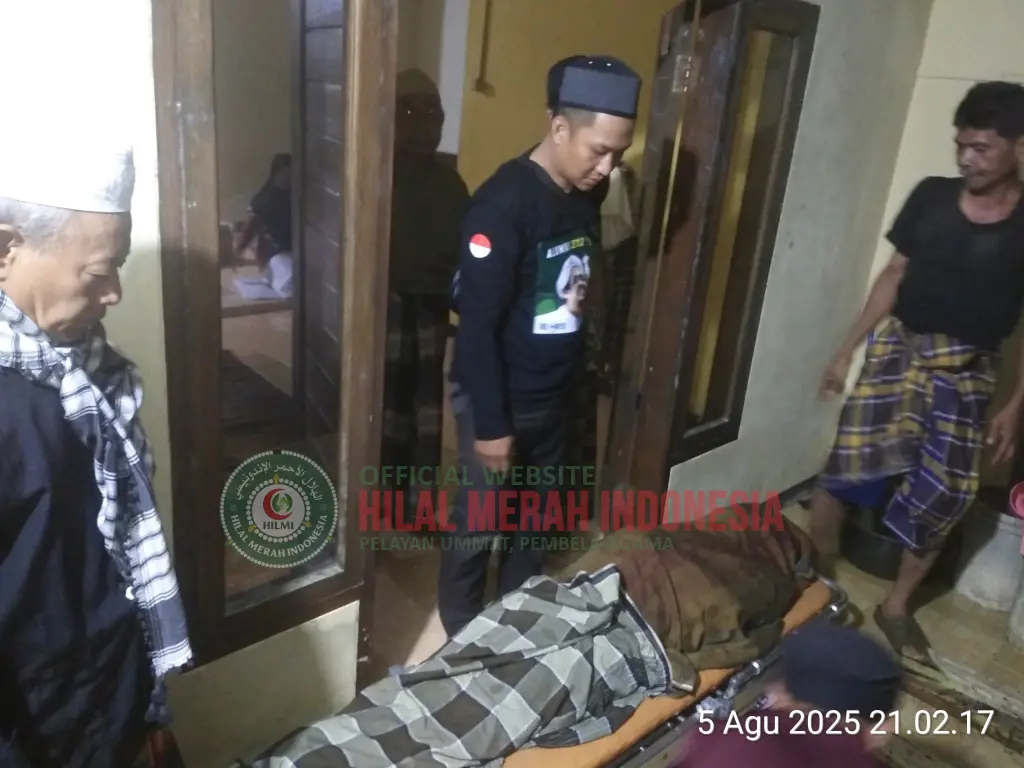 Hilmi FPI Ciamis Antar Jenazah