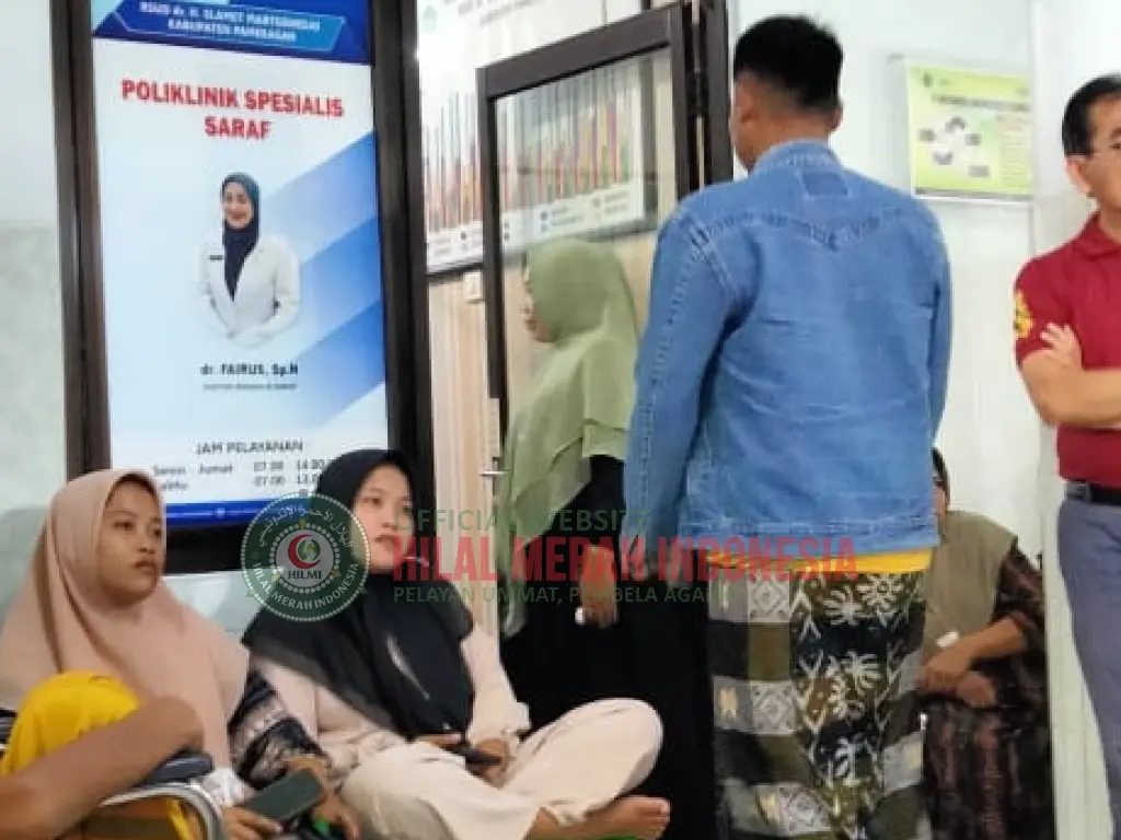 Hilmi Mendapatkan Bantuan Kesehatan satu