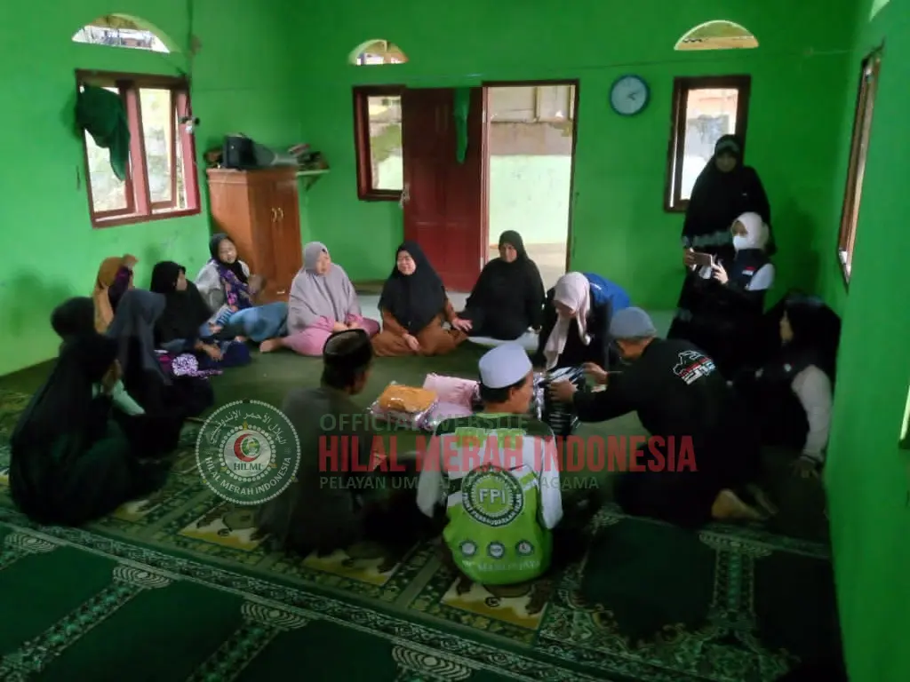 Hilmi Beribadah Dengan Bersih dan Nyaman