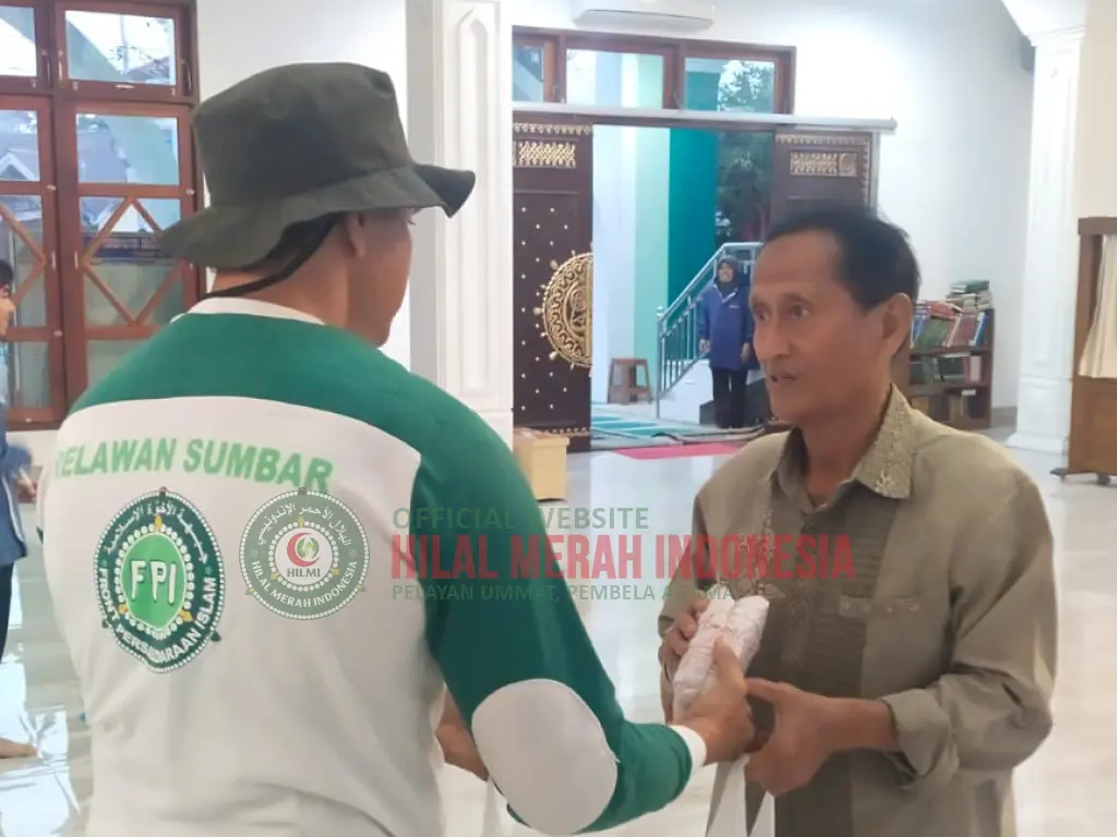 HILMI FPI Kota Padang Bagikan Harapan