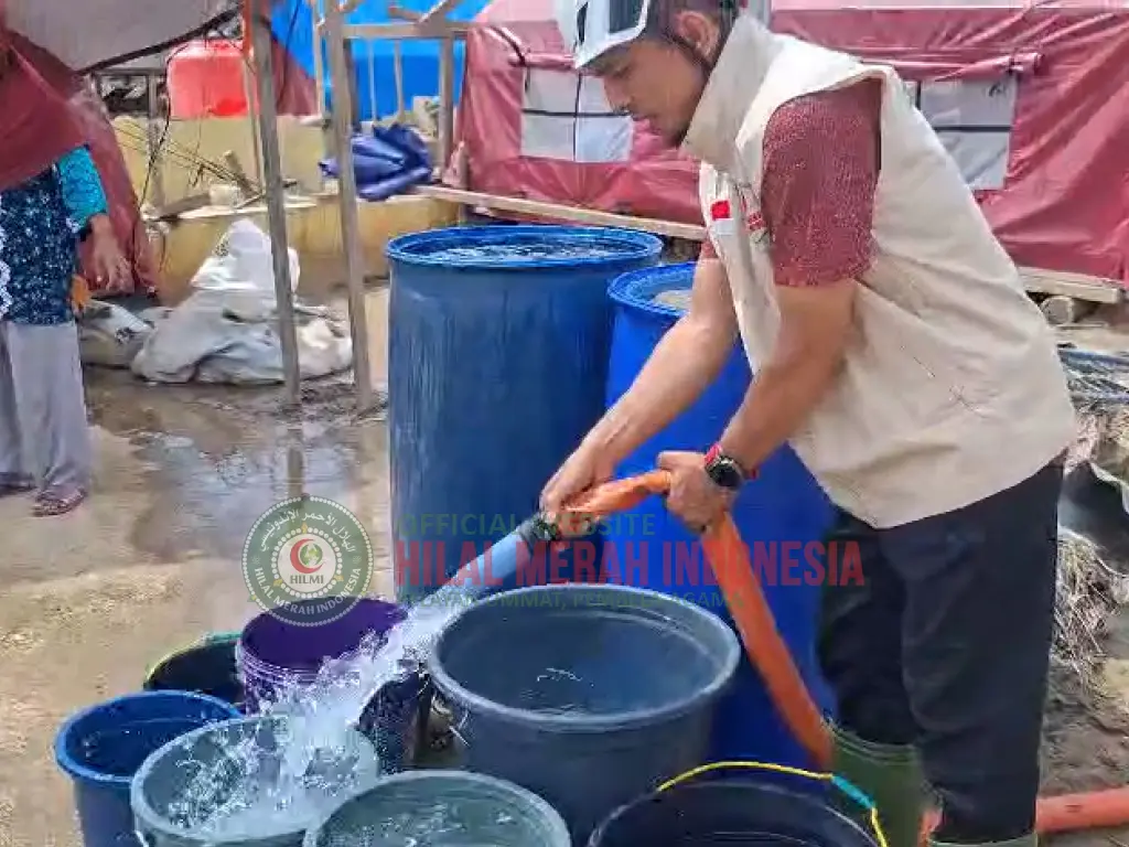 HILMI DPW FPI Kota Langsa Salurkan Bantuan Air Bersih Ke 173