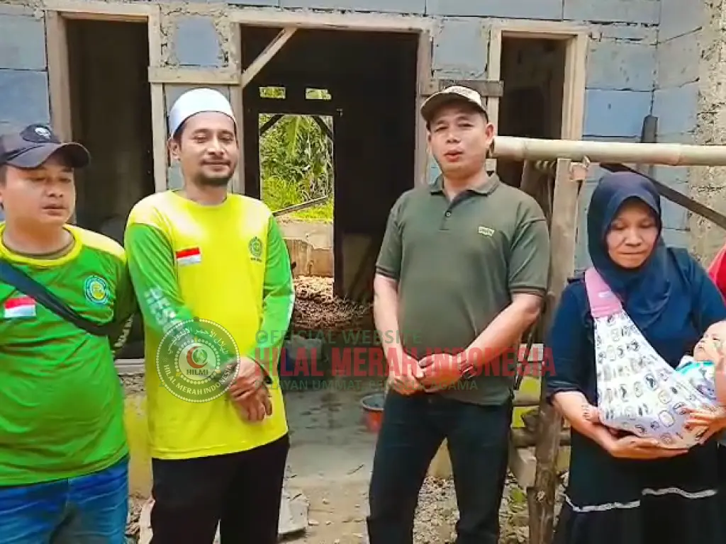 Hilmi Alhamdulillah Rumah Baru Pak Darma Sedang Dibangun