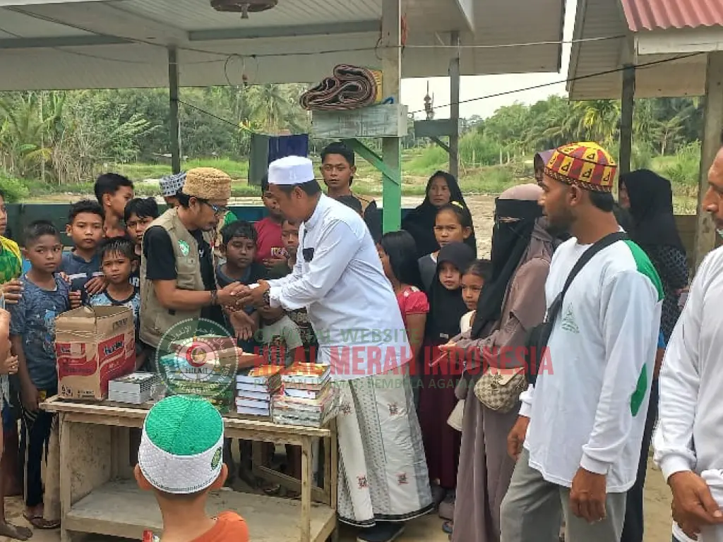 Hilmi FPI Terus Bantu Warga Aceh Tamiang 1