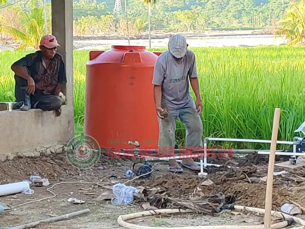Relawan HILMI FPI Sumbar Bangun Sumur Bor, Air Bersih Mengalir untuk Surau 1