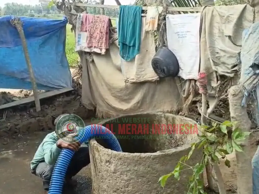 HILMI FPI Bireuen Bersihkan Sumur