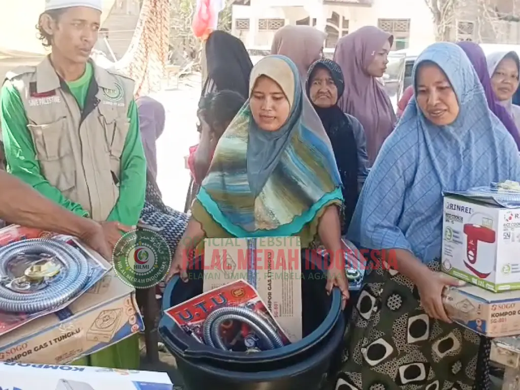 DPP HILMI FPI Salurkan Kompor Gas dan Perlengkapan Rumah Tangga 1