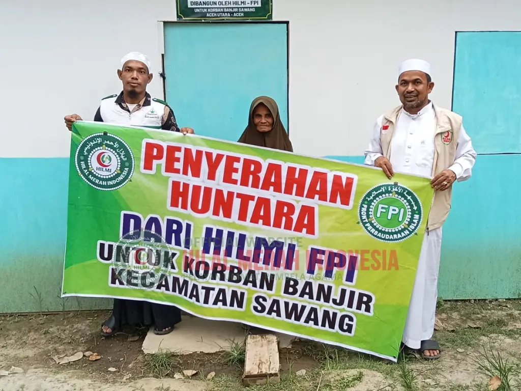 Harapan Baru untuk Umi Aisyah DPP HILMI FPI Serahkan Huntara