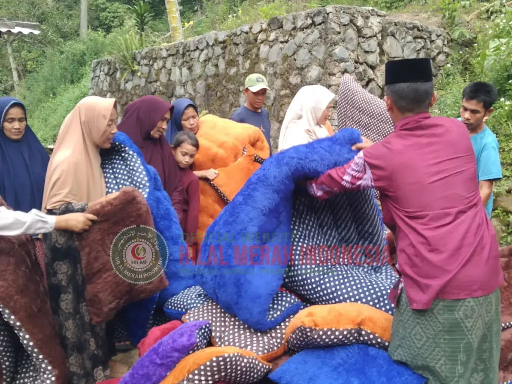 Enam Bulan Pasca Bencana, Relawan HILMI FPI Terus Salurkan Bantuan