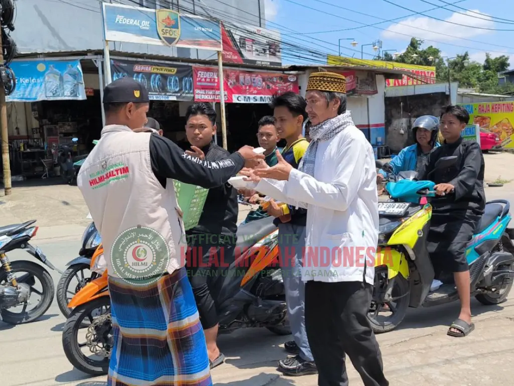 Hilmi 255 Nasi Kotak Dibagikan, Jumat Berkah di Samarinda Hadirkan Kepedulian untuk Sesama