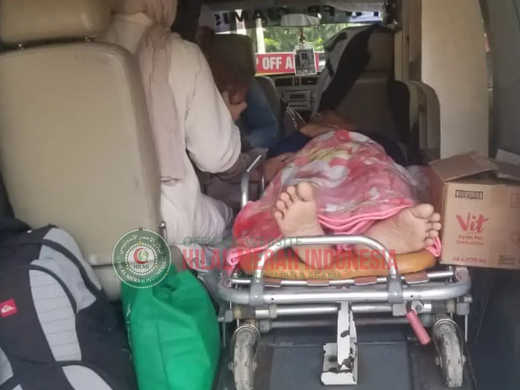 Perjuangan Ambulans Gratis HILMI-FPI Antar Pasien Lumpuh Pulang ke Ciamis 1