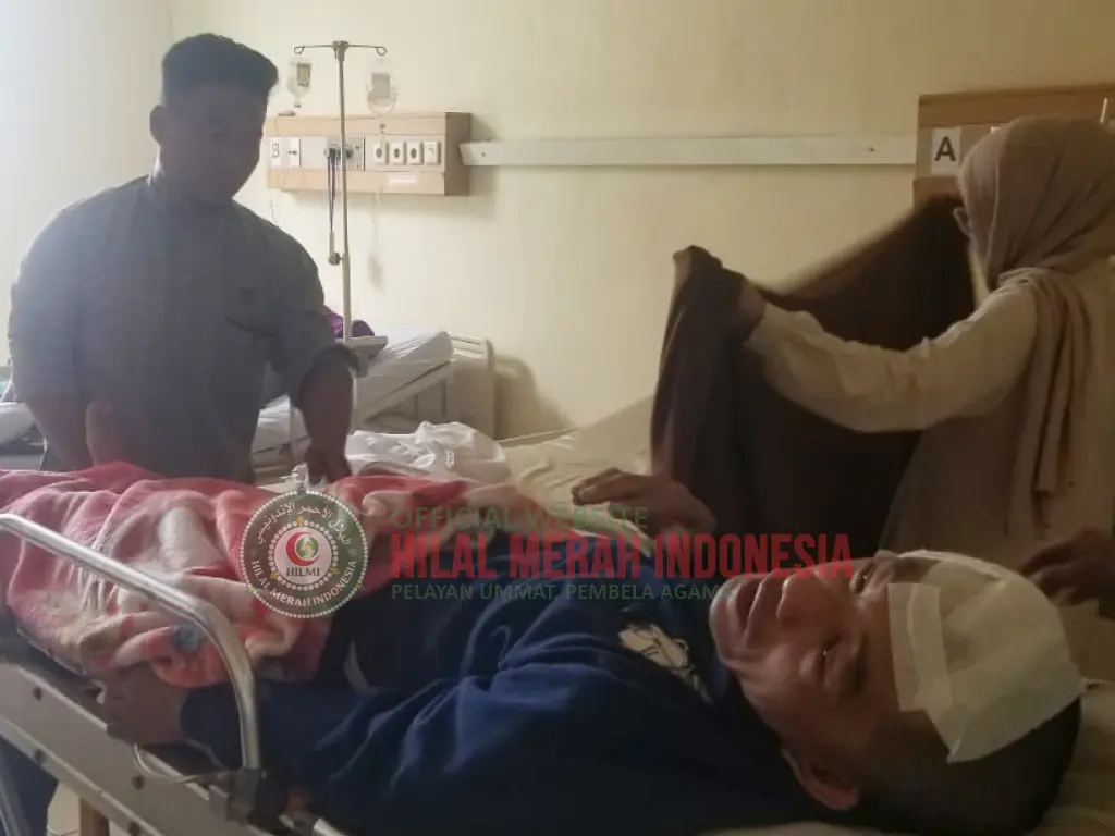 Perjuangan Ambulans Gratis HILMI-FPI Antar Pasien Lumpuh Pulang ke Ciamis