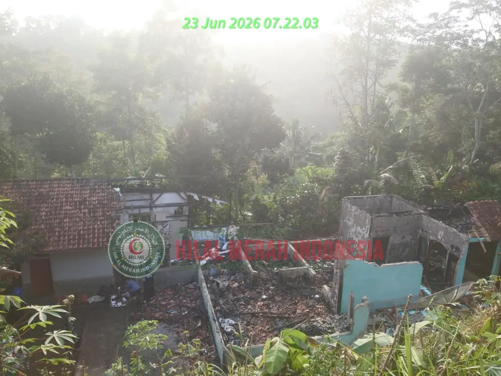 Hilmi DPW Front Persaudaraan Islam dan HILMI Ciamis Lakukan Asesmen Korban Kebakaran di Panawangan 1