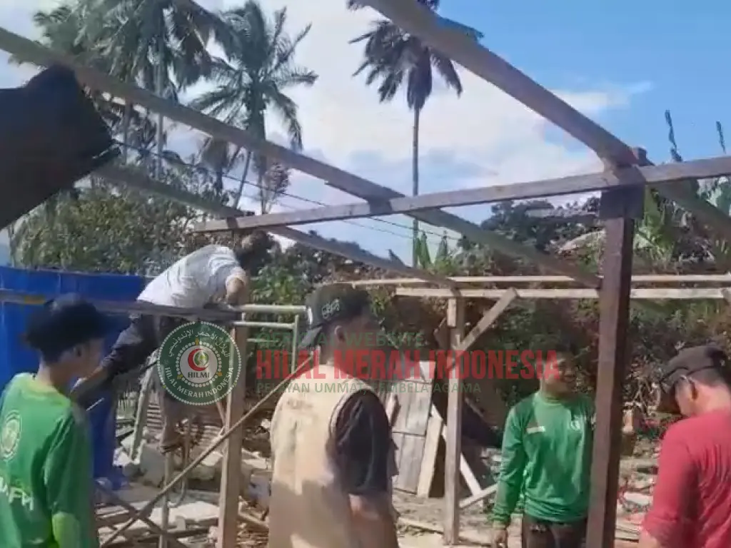 DPD HILMI Sulteng Serahkan Hunian Layak bagi Lansia Korban Gempa Sigi 1