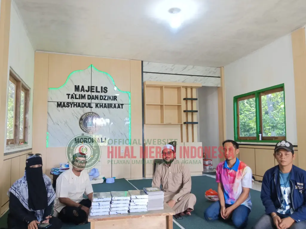 Salurkan 150 Al-Qur’an dan 60 Iqra Agar Santri Tak Lagi Bergantian Mushaf, HILMI Salurkan 150 Al-Qur’an dan 60 Iqra di Morowali 1