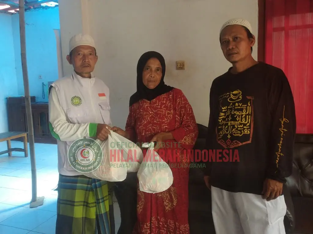 Korban Atap Rumah Ambruk DPC FPI Rancah dan HILMI Ciamis Sigap Bantu Warga Korban Atap Rumah Ambruk 1