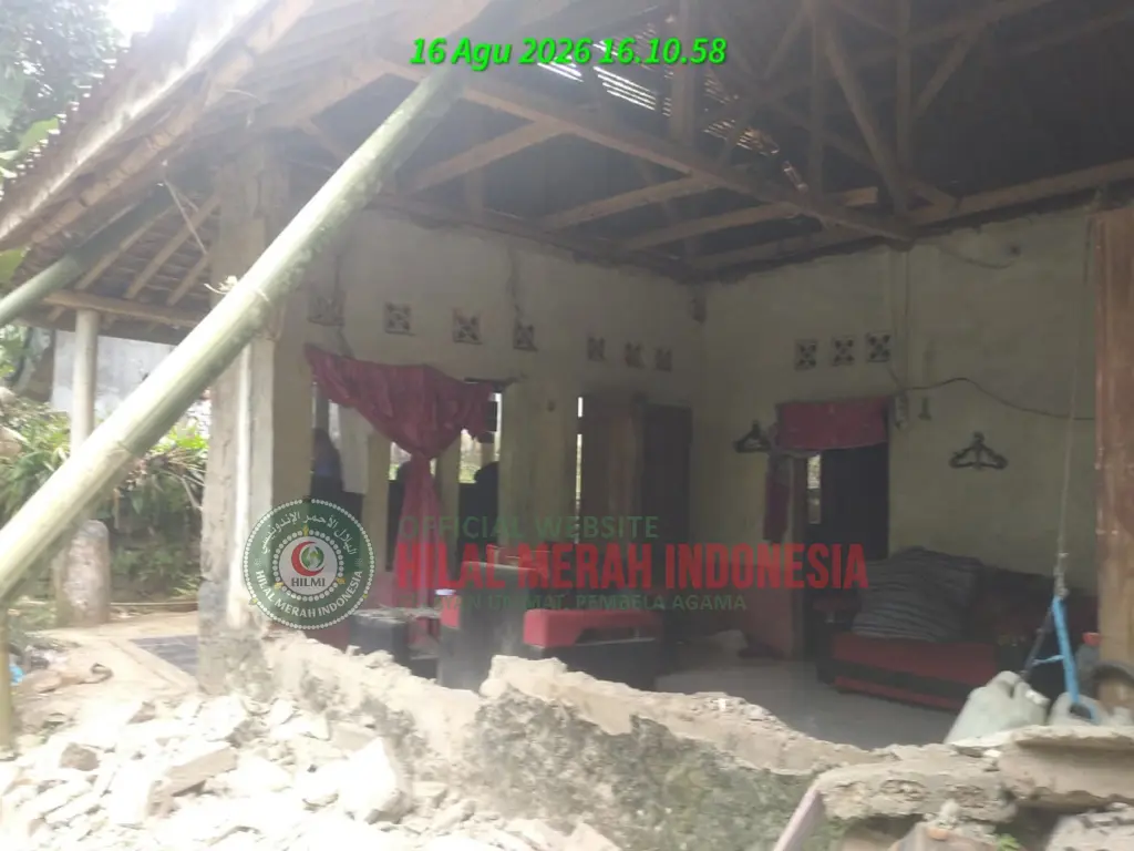 HILMI-FPI Ciamis Bersinergi Tinjau Rumah Warga Yang Dindingnya Ambruk Di Cihaurbeuti 1