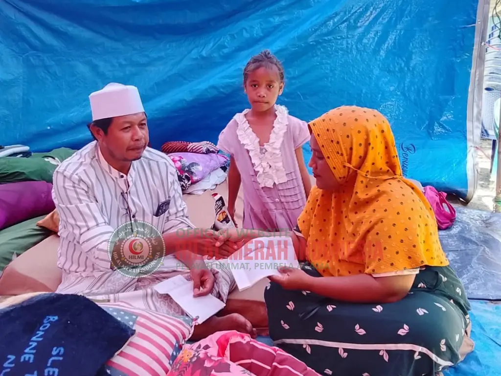 Korban Gempa Flores Masih Bertahan di Pengungsian, HILMI FPI Bantu Kebutuhan Mendesak Warga 1