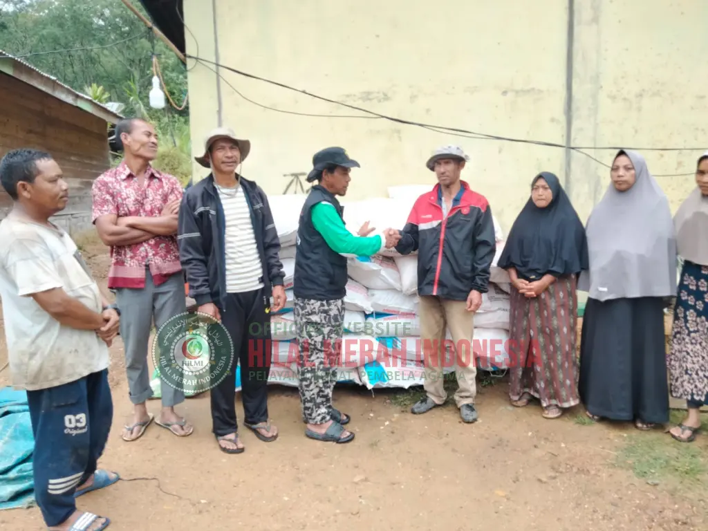 Salurkan 1,5 Ton Pupuk untuk Petani Kopi Tahap Ketiga Pemulihan, HILMI-FPI Aceh Salurkan 1,5 Ton Pupuk untuk Petani Kopi Korban Banjir dan Longsor 1