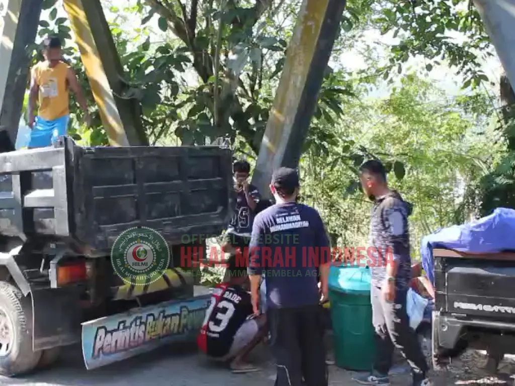 Memulihkan Masjid dan Sekolah HILMI FPI Bantu Warga Memulihkan Masjid dan Sekolah yang Hancur 1