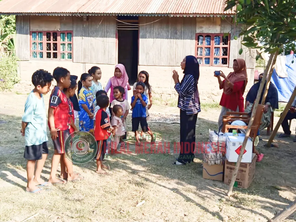 HILMI Jangkau Posko Mandiri di Kota Raja Bagikan Sembako dan Trauma Healing untuk Anak