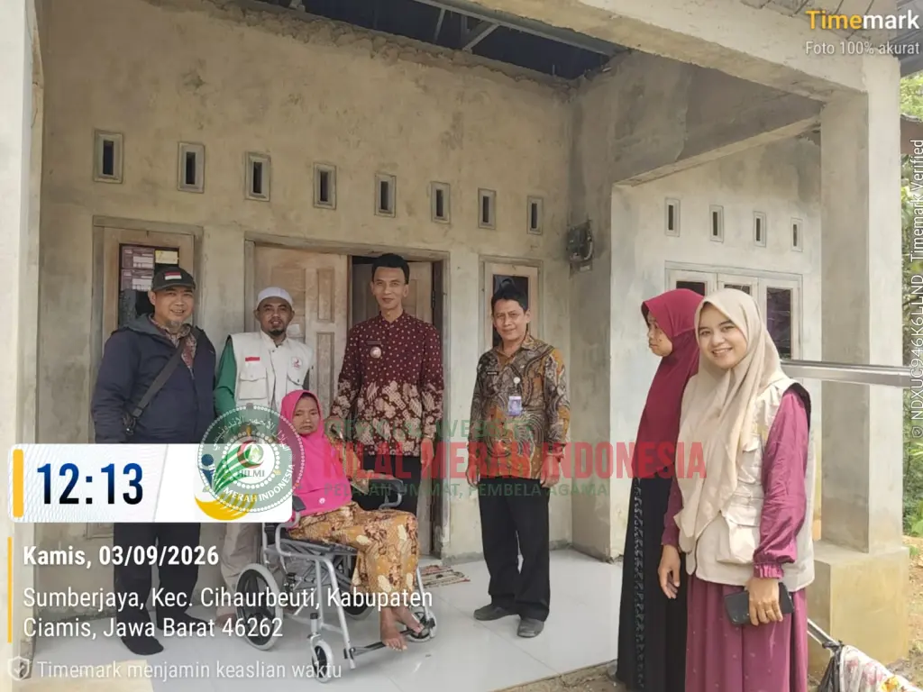 HILMI Kabupaten Ciamis Salurkan Tiga Kursi Roda bagi Lansia di Cihaurbeuti 1