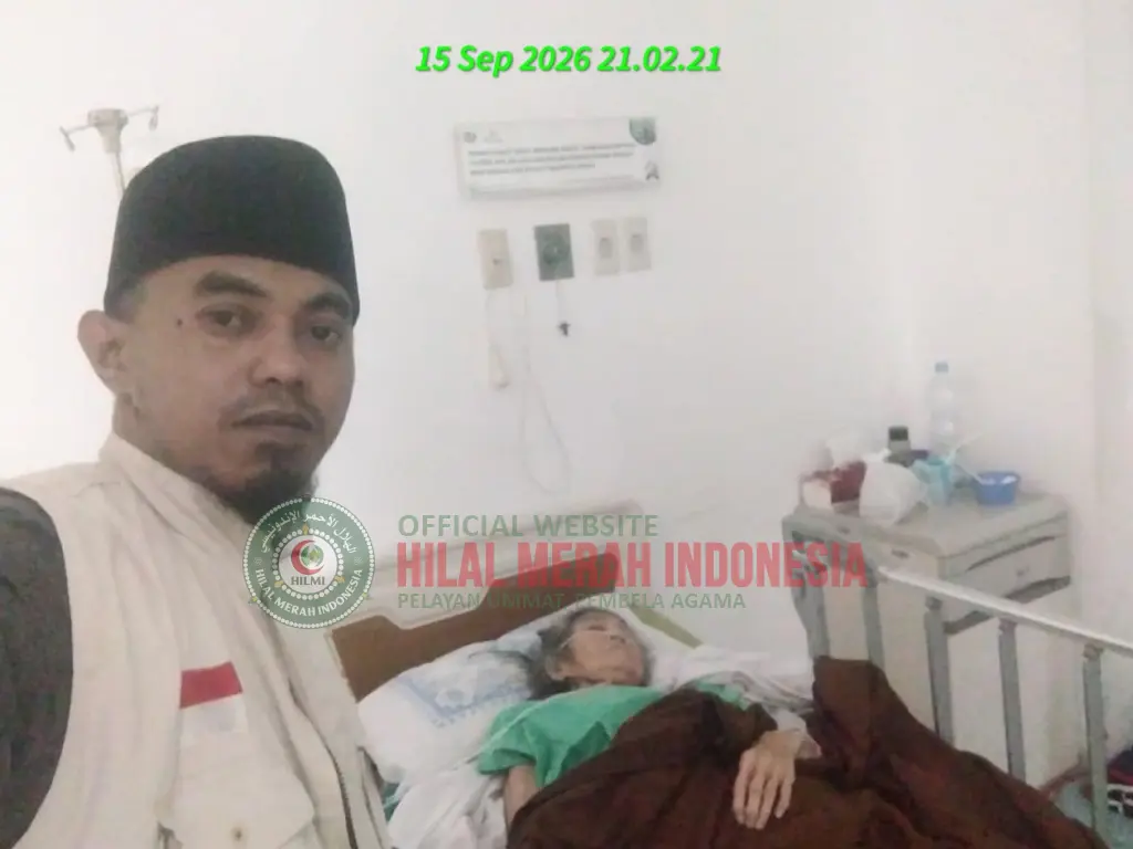 HILMI–FPI Ciamis Jenguk Dan Santuni Emak Mardiyah Pasca Operasi Amputasi Kaki 1
