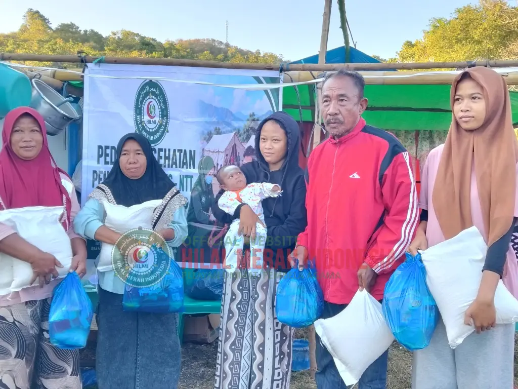 Hilmi Di Pengungsian Mandiri Dusun Binaan, Satarkampas, Manggarai Timur, Bantuan Logistik Menyapa 20 KK 1
